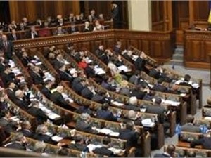 Рада объявила войну порносайтам и компьютерным играм