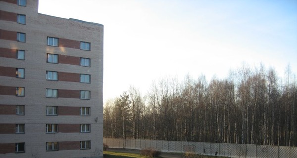 В Запорожье с 14 этажа выпрыгнула девочка