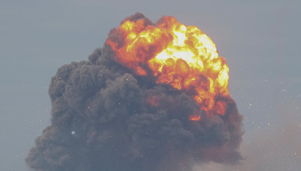 Видео: взрывы на военных складах по Калиновкой