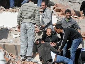 Число жертв землетрясения в Турции возросло до 279
