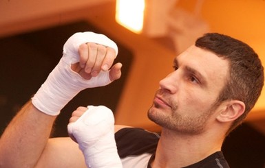 Врачи советуют Кличко-старшему немедленно бросить бокс
