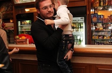 Пономарев добился у экс-супруги свидания с сыном