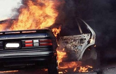 Севастопольский маньяк-поджигатель уничтожил уже 60 машин