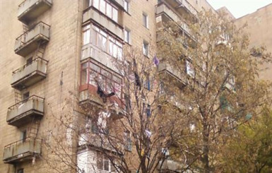 Донецкие грязнули вырастили помойное дерево