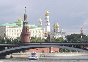 Украинец не смог утопиться в Москве-реке напротив Кремля