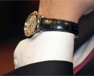 Могилев надел золотые часы за $ 15 тысяч, как у Януковича