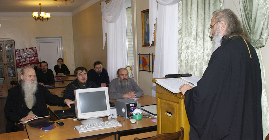 В Никольском открылся первый вуз для монахов