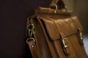 В супермаркетах Донецка у людей проверяют сумки – ищут бомбу