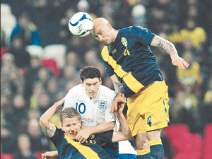 Сине-желтые хозяева Евро-2013 едут на Евро-2012 