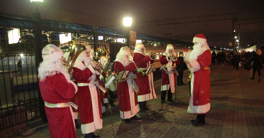 На новогодние праздники добавят поездов