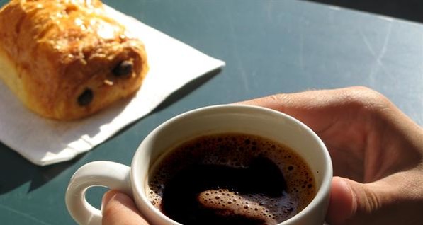 В киевских кафе бесплатно раздают кофе и коктейли