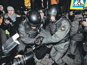 Протесты в Москве: бунт подростков или тень 