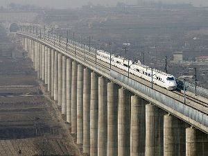 Китайцы испытали поезд, разгоняющийся до 500 километров в час