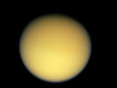 У атмосферы Титана нашли схожий с земным слой