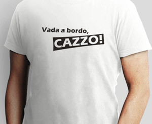 Хит продаж в Италии - футболки  с надписью 