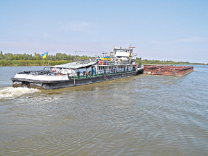 Дунайские пираты грабят украинских моряков 