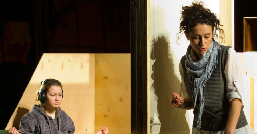 В спектакле Яблонской 