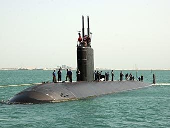 Америка направила атомную подлодку и ракетный крейсер в Красное море