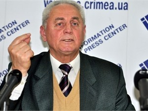 Уволенного директора симферопольской гимназии восстановят в должности