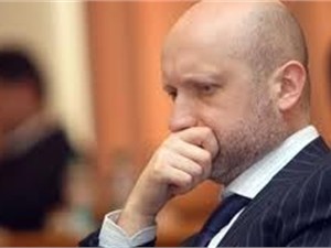 Турчинов выступил в суде над Луценко