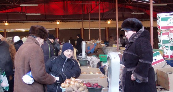 К юбилею области торговцы сделали праздничные скидки