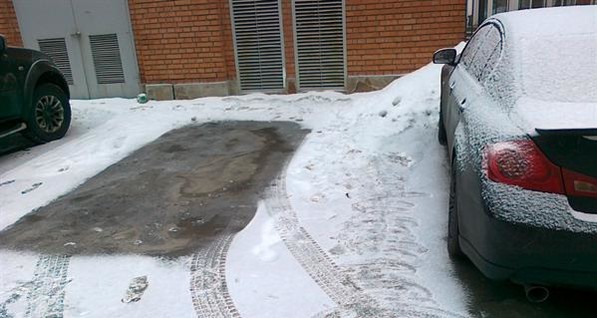 В Донецке угонщики шикарных авто заметают следы веником