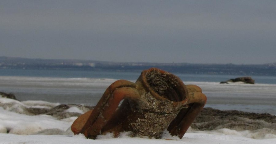 Амфора, обнаруженная на Тузле, относится ко временам Христа