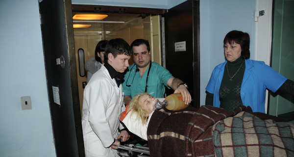 Жертву николаевских садистов прооперирует швейцарский врач