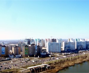 Прогуливаемся по крышам Дарницы – кукольные Позняки и весенние Осокорки