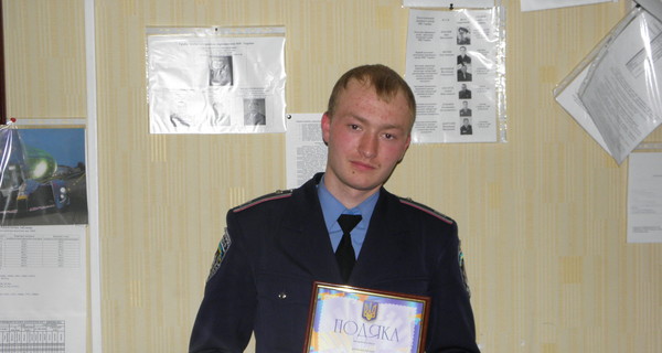 Курсант спас женщину от грабителя