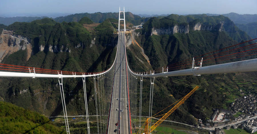 Самый длинный в мире мост открылся в Китае 