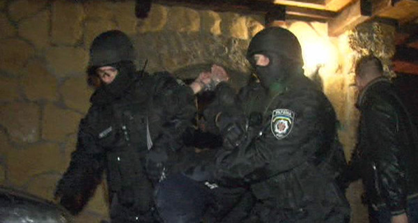 Под Николаевом разбойники напали на дом бывшего борца с наркомафией