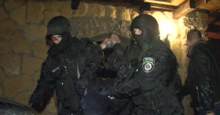 Под Николаевом разбойники напали на дом бывшего борца с наркомафией