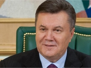 Янукович сорвал аплодисменты словом с неправильным ударением 