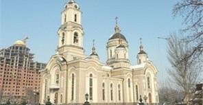 Идем в церковь на Пасху: расписание в храмах Донецка