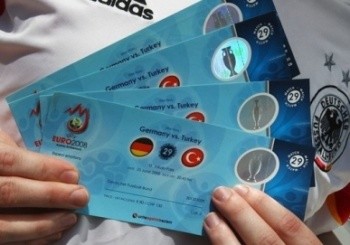Украинцам покажут билеты Евро-2012 на 