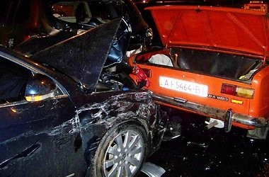 В Киеве на мосту разбились 9 машин: есть жертвы