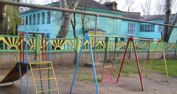 В Керчи неизвестный выстрелил школьнику в спину