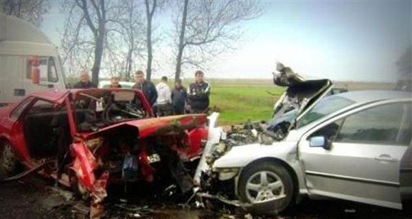 СМИ: пьяный помощник прокурора убил своим авто двух людей