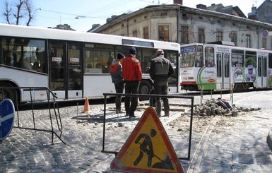 Движение транспорта в центре города перекроют на три дня