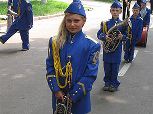 Накануне Дня Победы у детей-музыкантов украли трубы