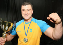 Украинец стал чемпионом Европы по армрестлингу