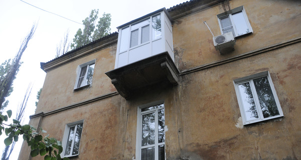 В Донецке проверят все ветхие балконы