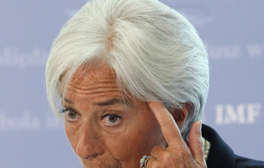 Глава МВФ попала в налоговый переплет 