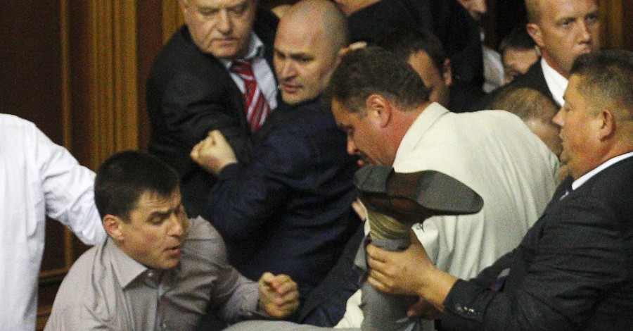 Завтра в Раде будут бои без правил