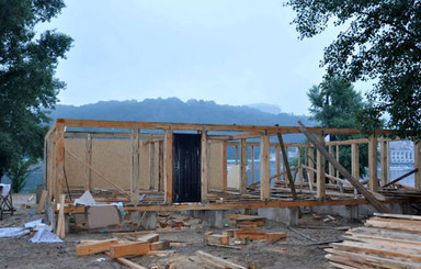 К Евро готовы: фан-зона на Трухановом острове все еще недостроена