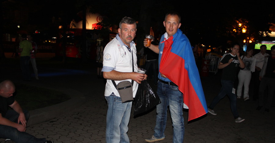 Украинцы спасаются от ЕВРОмании в Крыму