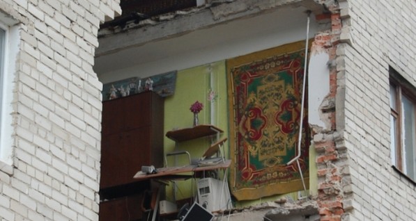 Под завалами пятиэтажки в Луцке нашли погибшего