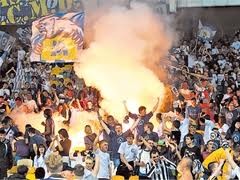 МВД: невменяемых болельщиков будут судить и выгонять со стадионов