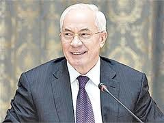 Азаров не придет за выигранным у шведов пивом